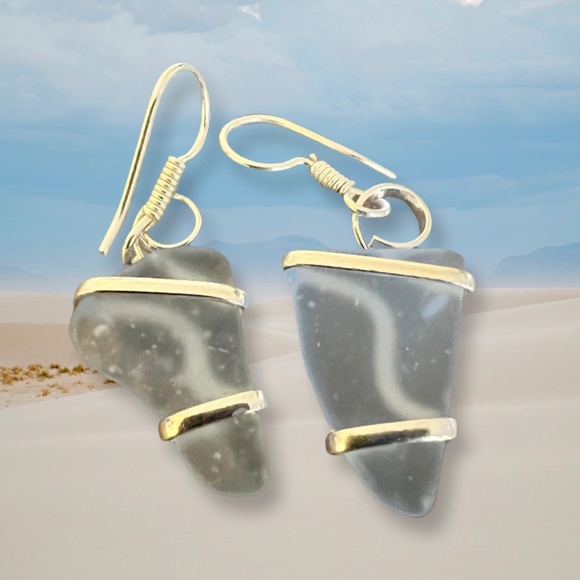 Carolina Blue Pompano Beach Glass Freeform Pierced Earrings - Picture 3 of 4